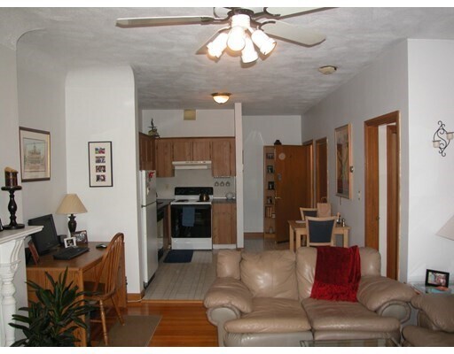 Photo - 131 Saint Botolph St Unit 8