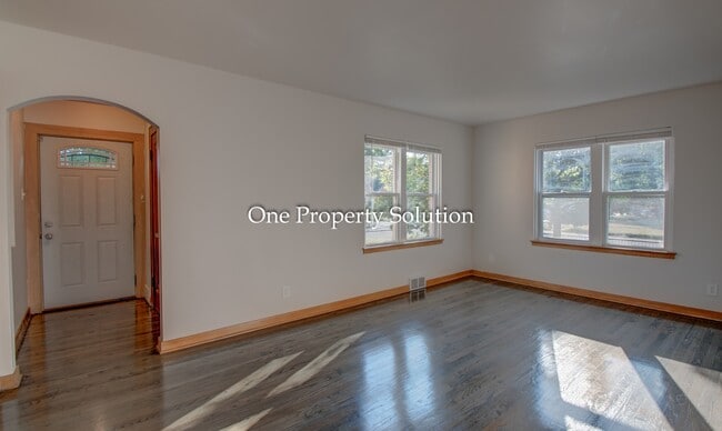 Photo - 700 E 36th Ave