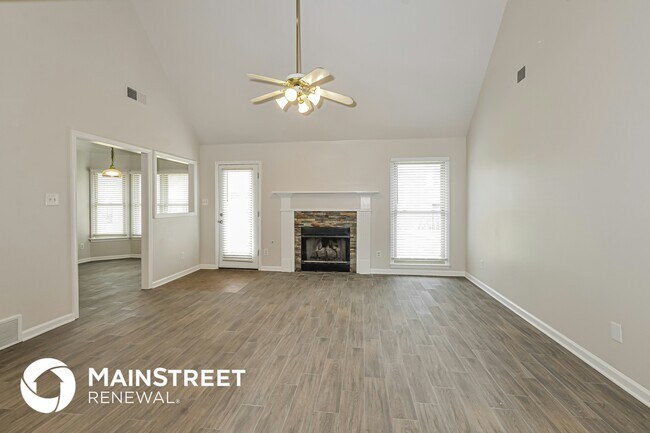 Photo - 4571 Wood Fox Cove