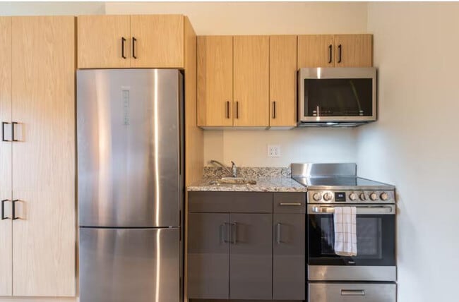 Photo - 865 Donald Lynch Blvd Unidad ID1039510P