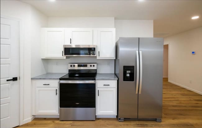 Photo - 316-318 S Market St. Unidad 316