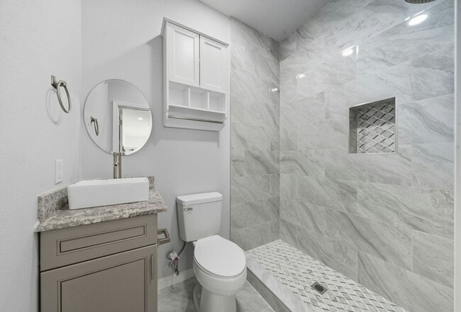 Photo - 624 Avenue H Unit F