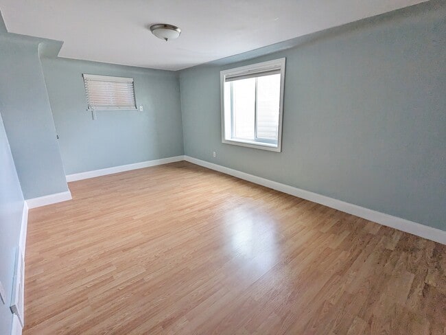 Photo - 3495 Ames St