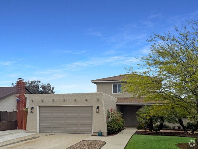 Building Photo - Great 4B/2BA House in Escondido!