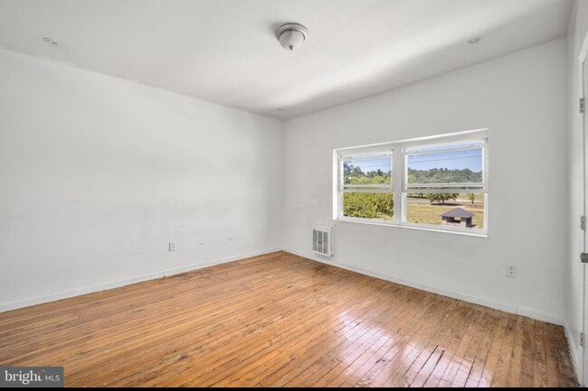 Building Photo - 5106 Parkside Ave Unit 3 Rental