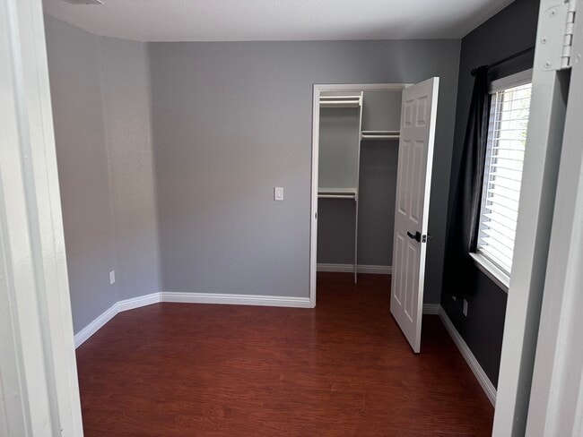 Photo - 10370 Scripps Poway Pkwy