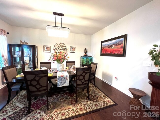 Photo - 1031 Winnett Dr