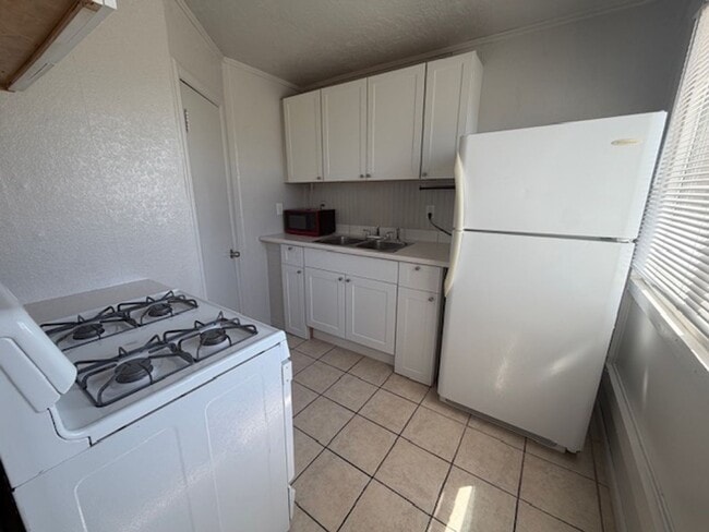 Photo - 506 23rd St Unit 4