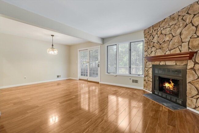 Photo - 83 Patriots Rd