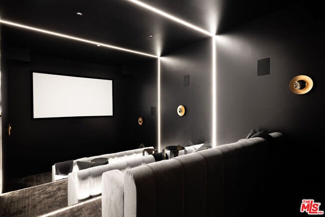 Photo - 1121 Tower Rd