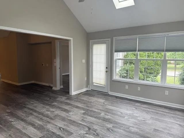 Photo - 978 Riverbend St Unit 978