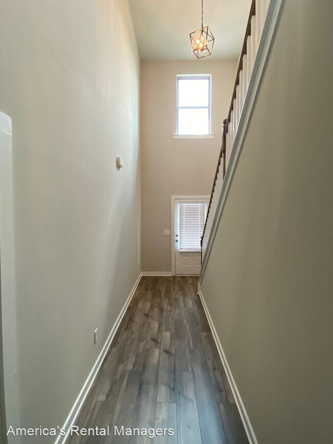 Photo - 3 br, 2.5 bath House - 295 Ridge View Circle