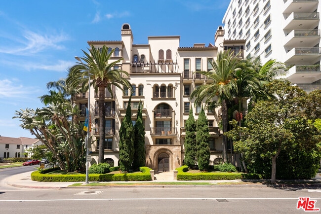 Building Photo - 10795 Wilshire Blvd Unit 304
