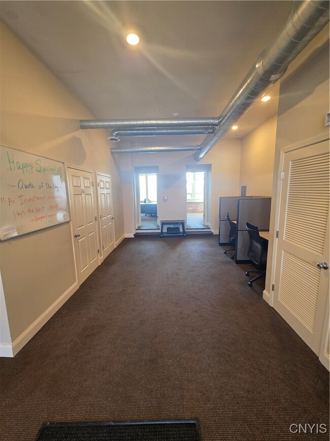 Photo - 807-13 N Salina St