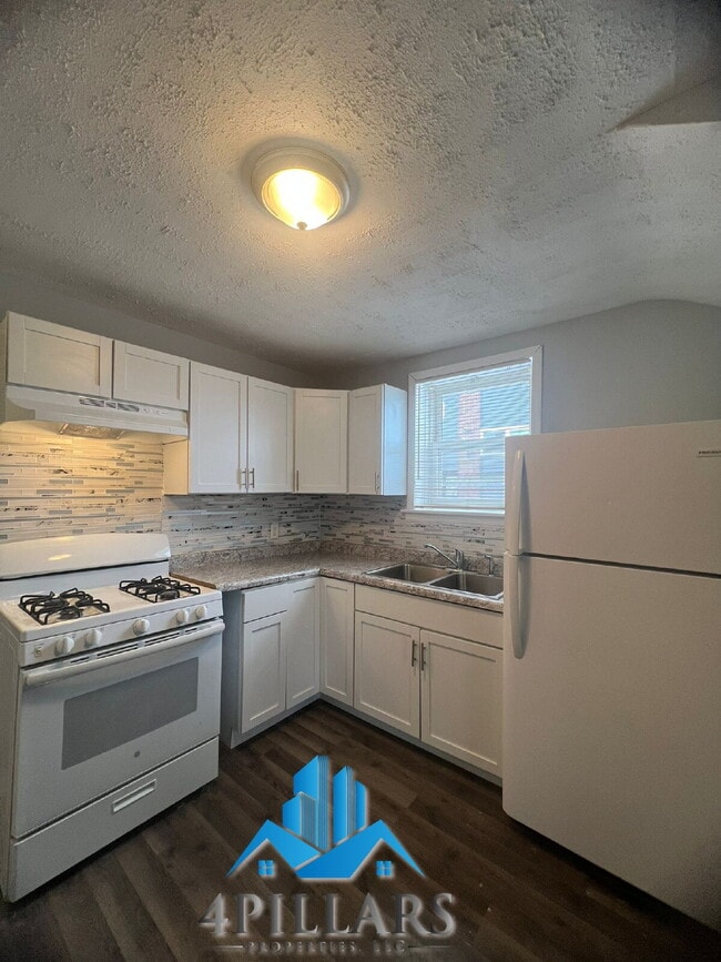 Photo - 1311 E Columbus Dr Unit 1