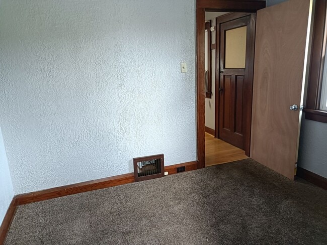 Photo - 9214 S Chicago Rd Unit 9216 upper