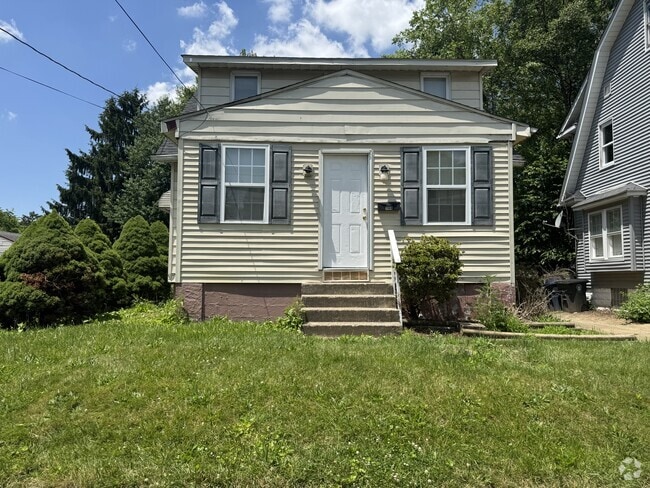 Building Photo - 844 Ardella Ave Rental
