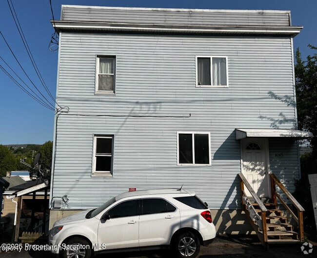 Building Photo - 1013 Bergen Ct Rental