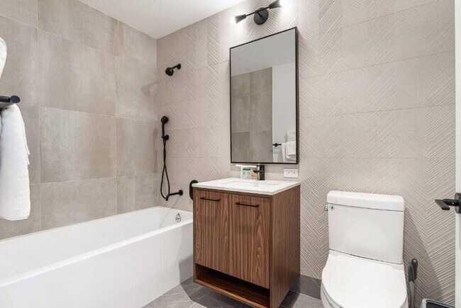 Photo - 2266 Cropsey Ave Unit ID1056668P