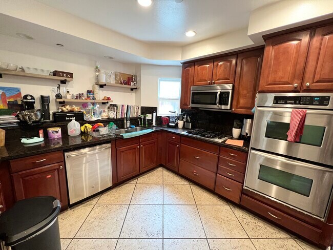 Photo - 1135 Rexford Dr Unit 105