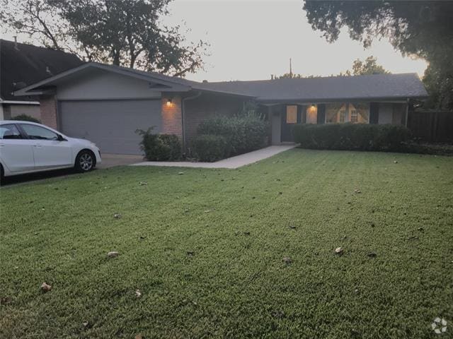 Building Photo - 1621 Greenhaven Dr Rental