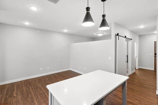 Photo - Uptown & Main