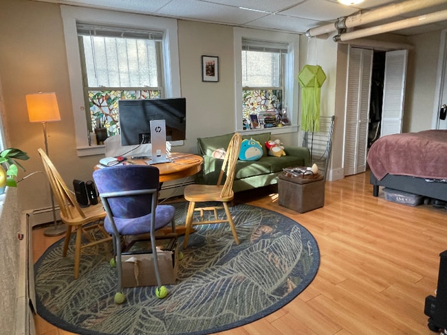 Building Photo - 67 Nottinghill Rd Unit B