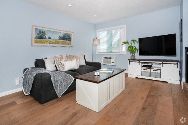 Building Photo - 7988 Mission Center Ct Unit H Rental