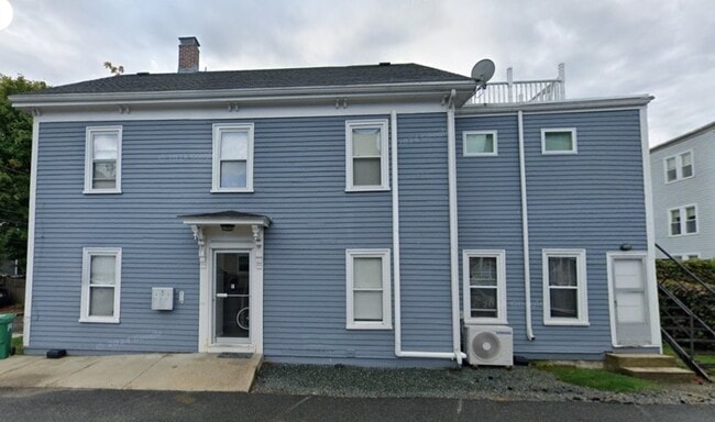 Building Photo - 5 Elmer St Unit 9-3