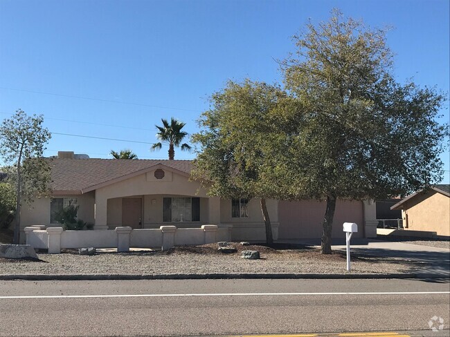 Building Photo - COMING SOON! 4Br/2Ba; Large Yards w/Trees! Rental