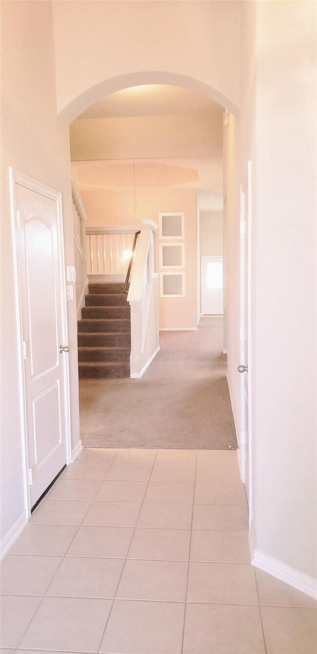 Photo - 8723 W Cres Lake Cir