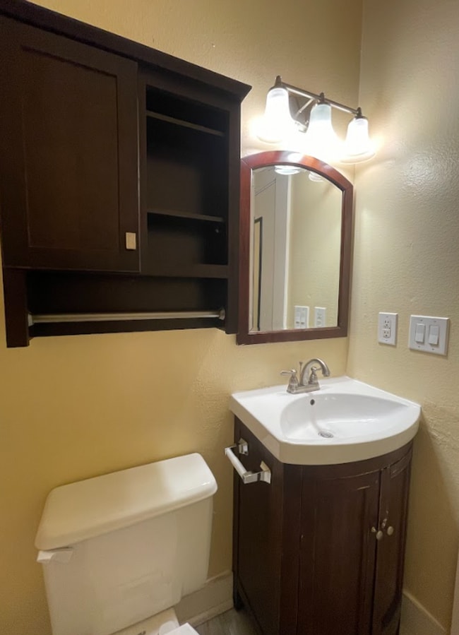 Photo - North End Duplex-1bed/1bath-Close to downtown Boise, Hyde Park, Landscaping included