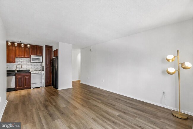 Photo - 2101 Chestnut St Unit 1503