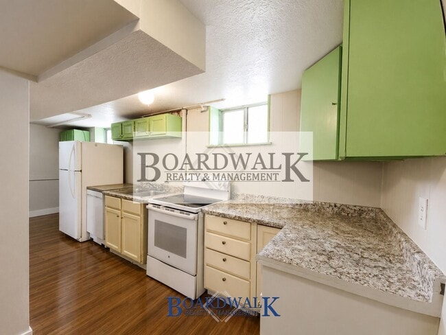 Photo - 2725 Lake St Unit 2