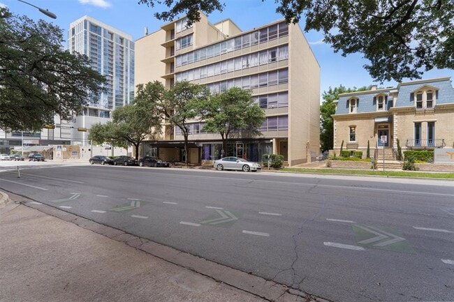 Photo - 1800 Lavaca St Unit 108