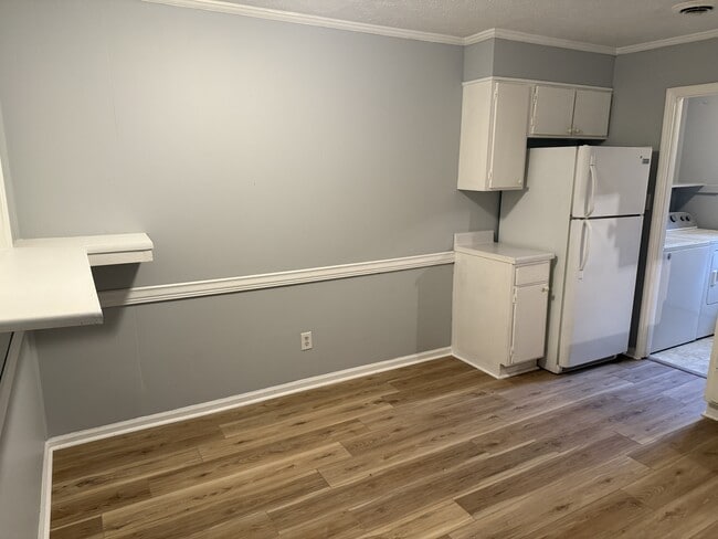 Photo - 1000 62nd Ave N