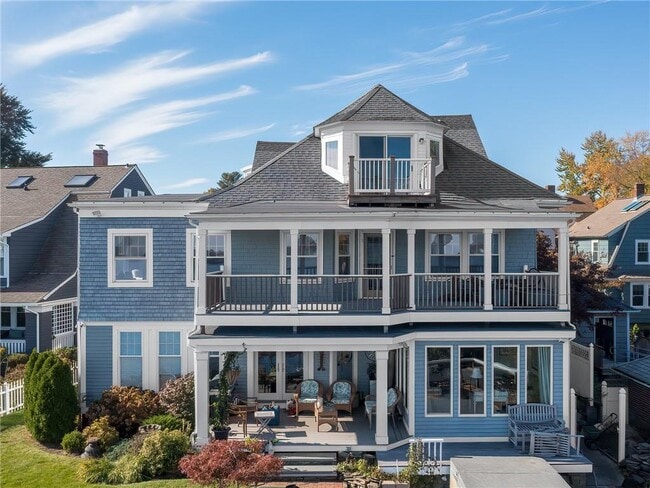 Photo - 22 Hudson Pl Unit 2