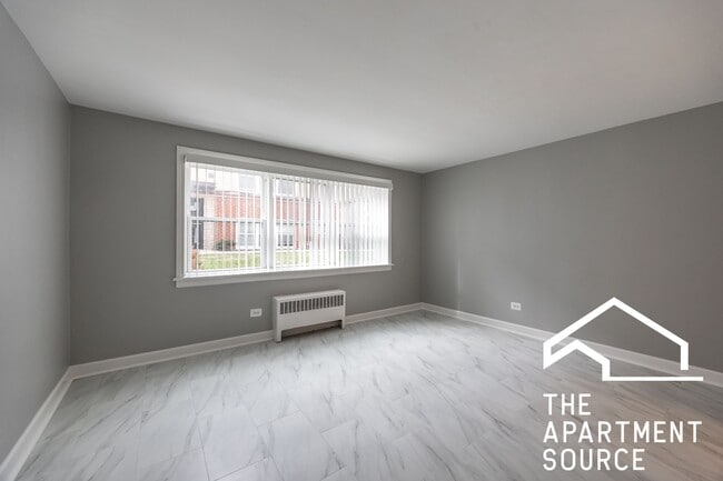 Photo - 6733 N California Ave Unit GW