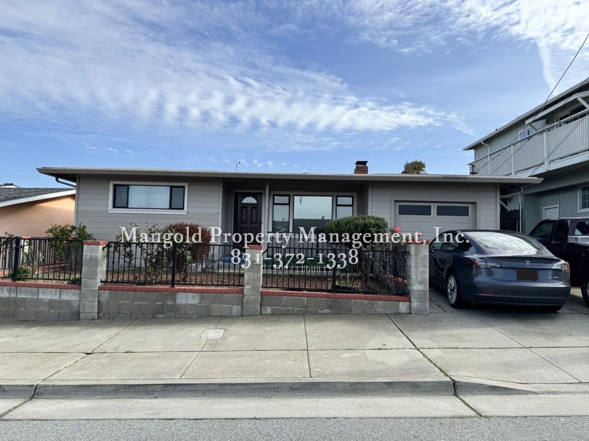 Inviting 2-Bed 1-Bath Home with Updated Ki... - Inviting 2-Bed 1-Bath Home with Updated Ki...