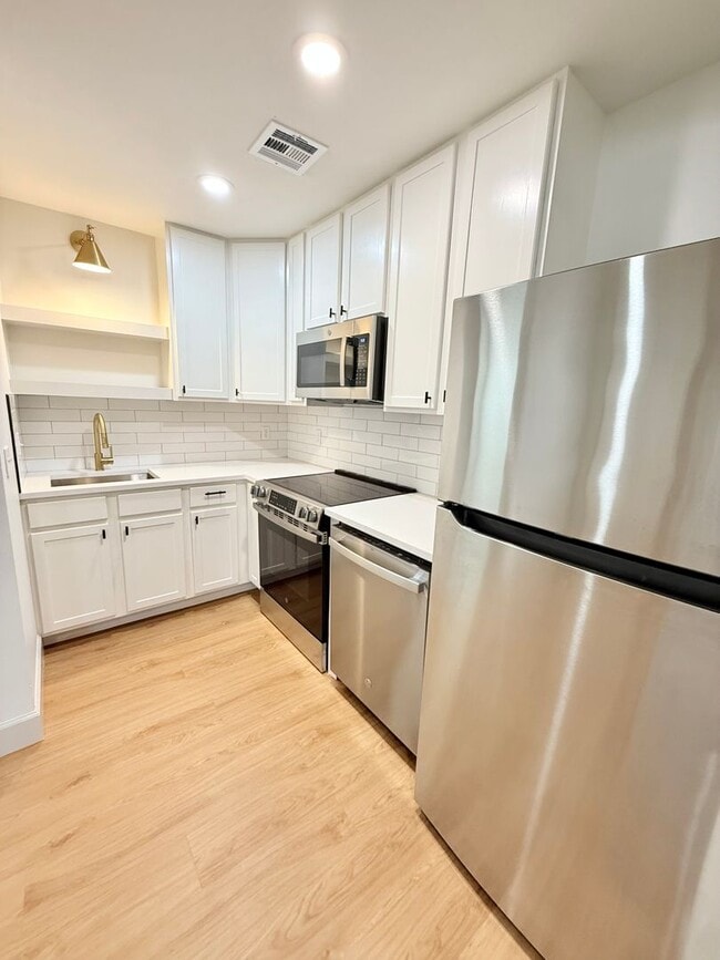 Photo - Quiet & Cute! Remodeled 1 Bed, 1 Bath Near...