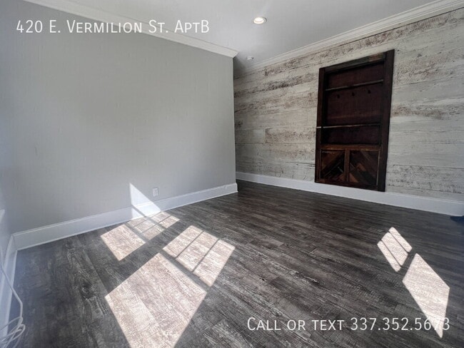 Photo - 420 E Vermilion St