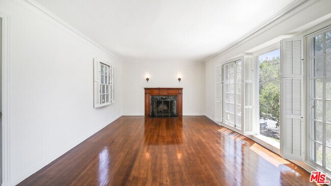 Photo - 1284 S Beverly Glen Blvd