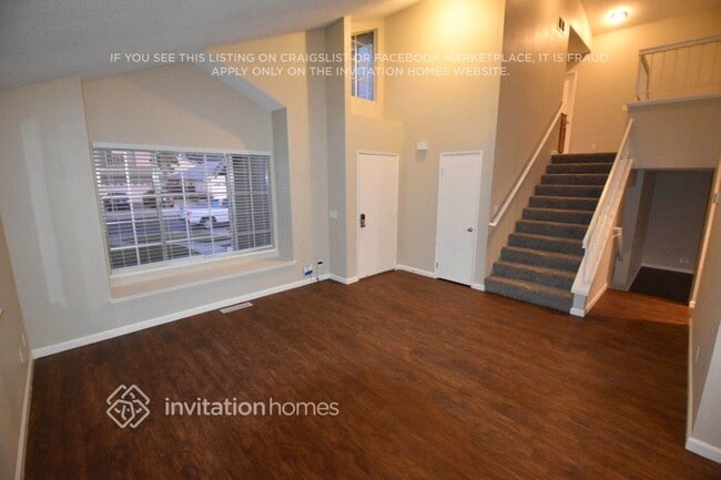 Photo - 242 Newport Cir