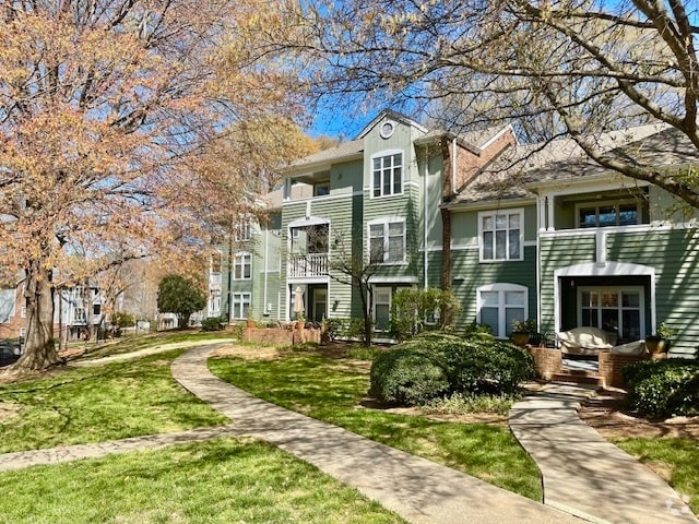 Building Photo - 1011 Nicholwood Dr Unit 105 Rental