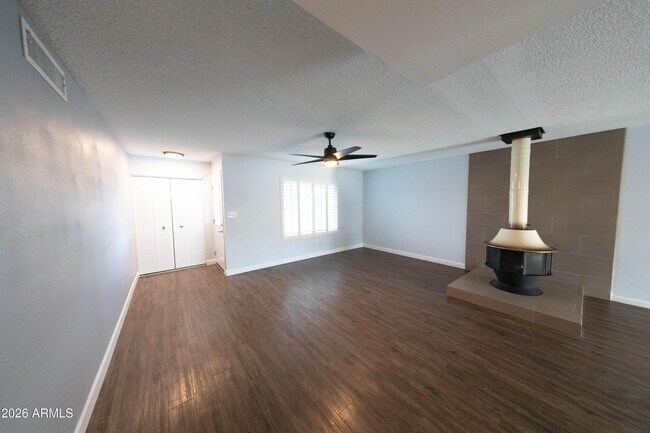 Photo - 2625 S Los Feliz Dr