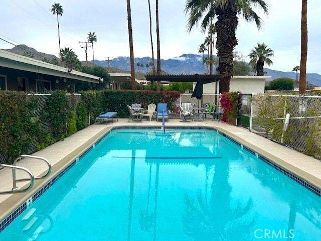 Building Photo - 37111 Cathedral Canyon Dr Unit 5