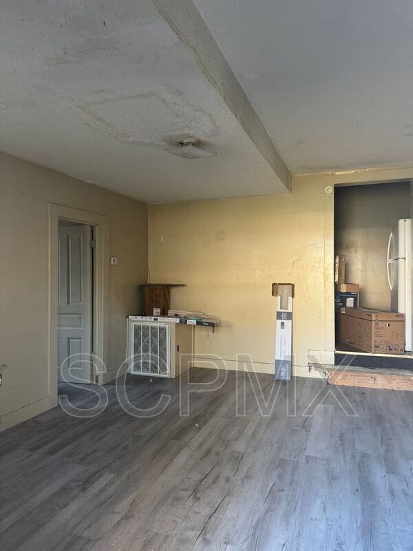 Photo - 1529 Henley St