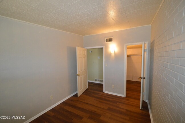 Photo - 2412 N Bryant Ave