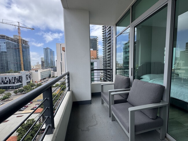 Photo - 1470 State St Unidad ID1288270P