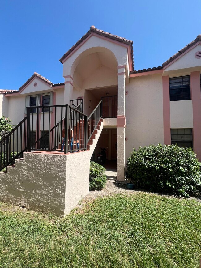 Photo - 3150 Leewood Terrace Condo Unit L226